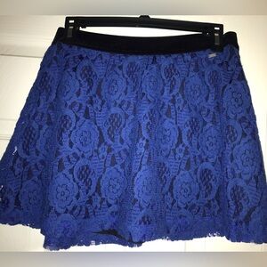 ✨ 2 for $10✨Aeropostale skater lace skirt Size medium